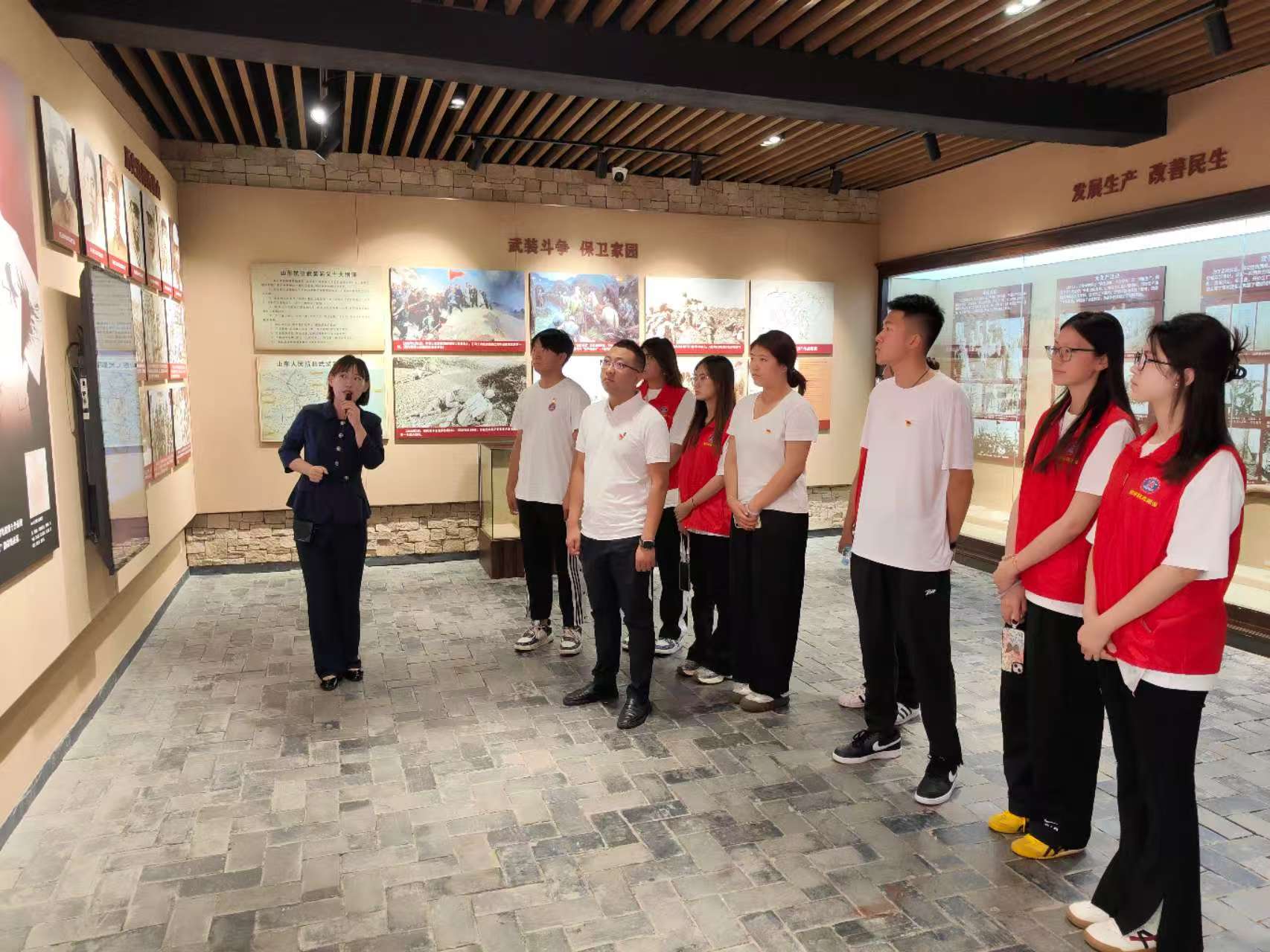 ׷���tɫ���E�������ɾ���