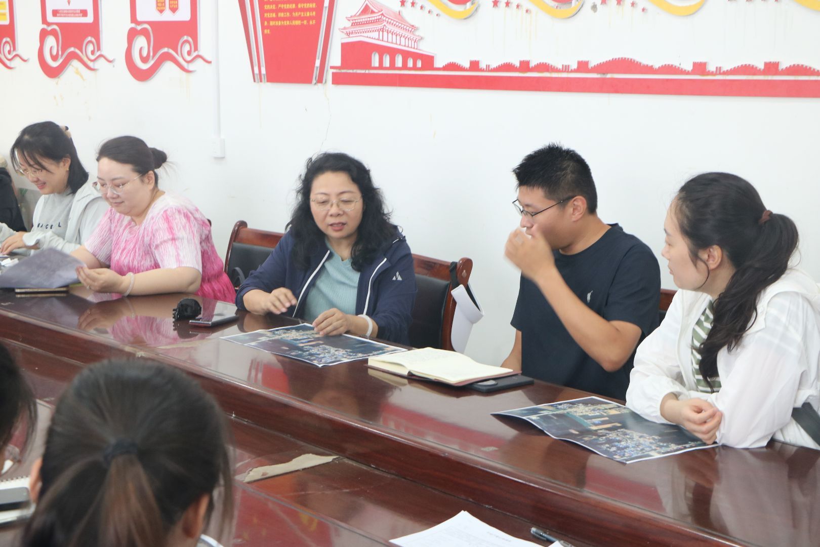 ���ϳǽ��W(xu��)Ժ�W(xu��)�������l(xi��ng)���s�m(x��)�tɫ�����������l(xi��ng)�����d