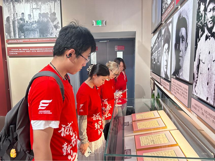 �Ͼ��r�I��WʳƷ�Ƽ��WԺ��ʳ·׷�t�����m�����}������������`�F�_չ�tɫ���}�������