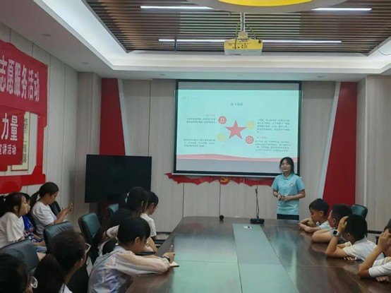 ���ڡ������l�������tɫ�N�ӣ����и�������