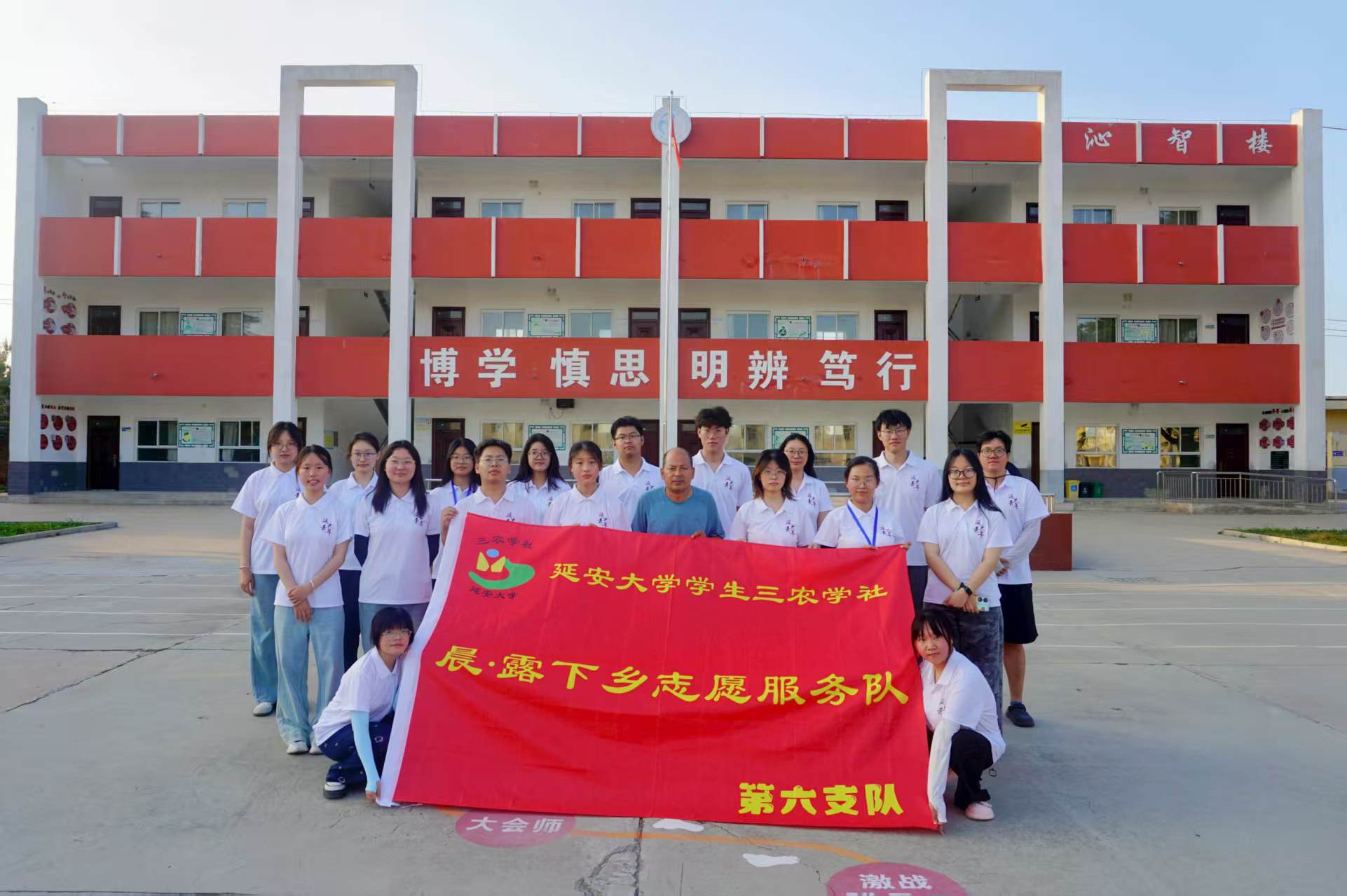 �Ӵ�W�������l���A�����������磬�ഺ����������