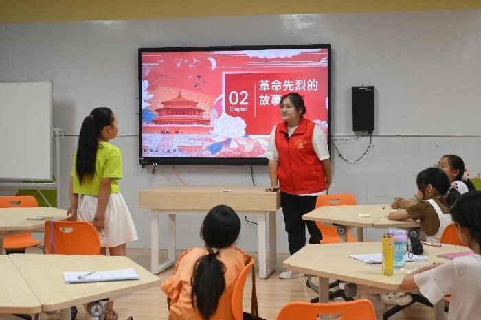 ���t�W�ӡ������l�����tɫ�Ļ��MУ�@������֪�R�o���L