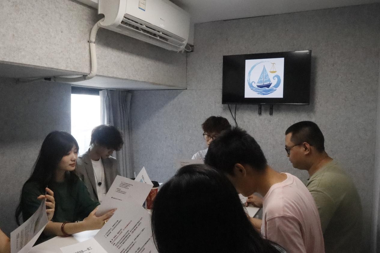 ʯ��犷��ģ������d����