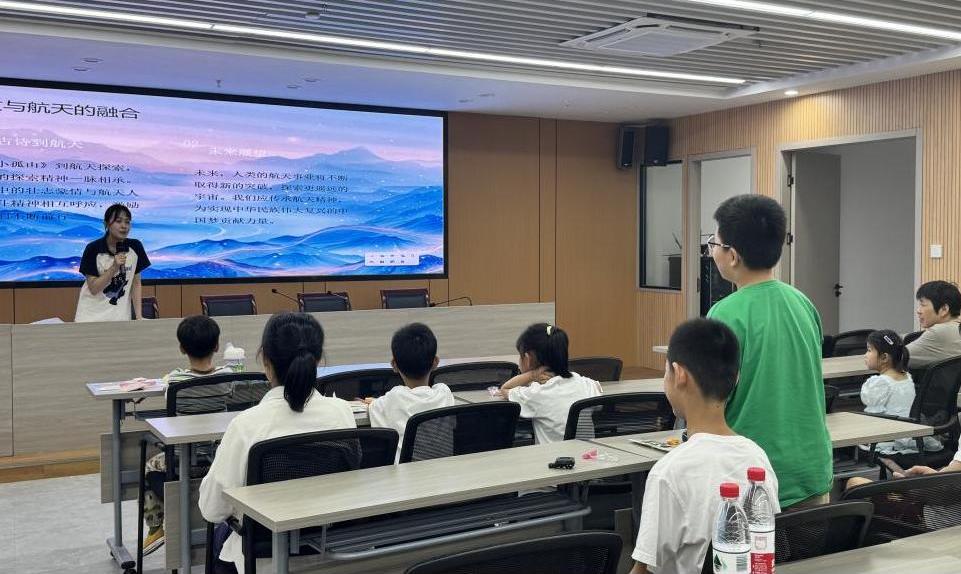 �D���������cС�����ռ������c������ںϡ����ݡ����λ۹��D��