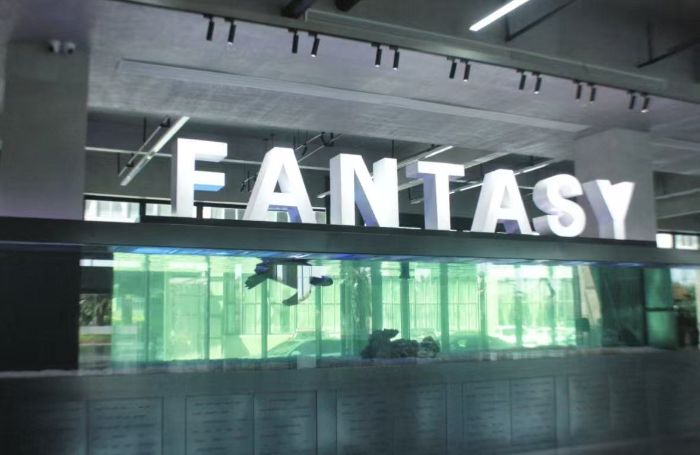 ���Ժ̽�QС���hֱ����I��̽�Q���h,���Z����