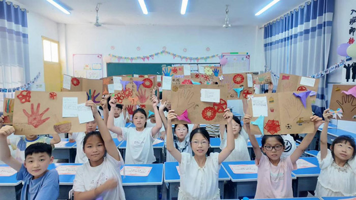 ���g���ӛ�����еĺ�ƽ���}�ǹ��W(xu��)Ժ��޼֧�̈F(tu��n)�c���(y��ng)�W(xu��)�ӵġ�80����֮�s��