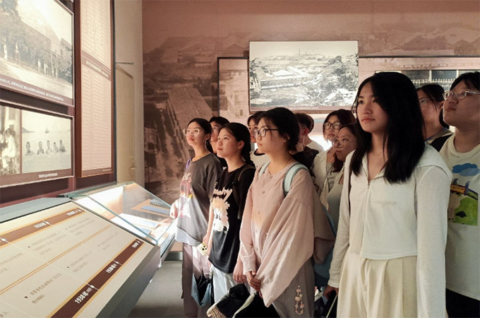 ������W��̤�����f�������}�_ͬԴ