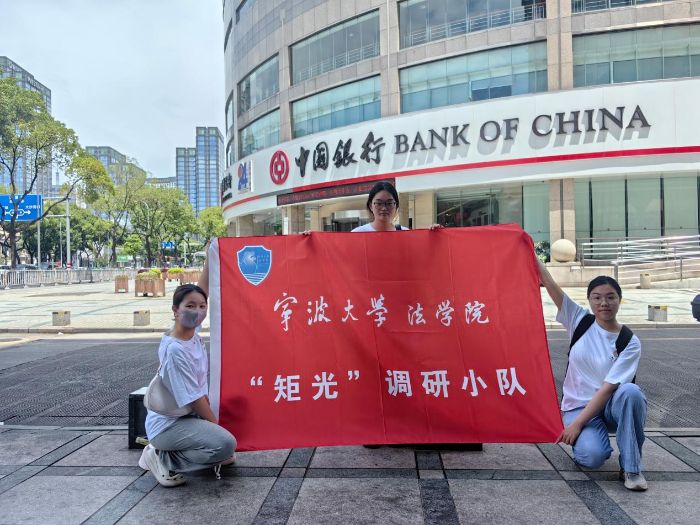 ��W��������`�{�У�����һ����¶���M��ͬ�������l������o���M�ߙ���