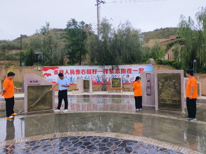 ���V�l(xi��ng)�����d�� ͬ������F(tu��n)�Y(ji��)��(m��ng)--�C(j��)늹��̌W(xu��)Ժ�W(xu��)�Ӹ��|�l(xi��ng)�����οh�_չ�{(di��o)���l(xi��ng)���Ļ��˽������Ļ��c��ɫ���(hu��)��(sh��)�`���(d��ng)