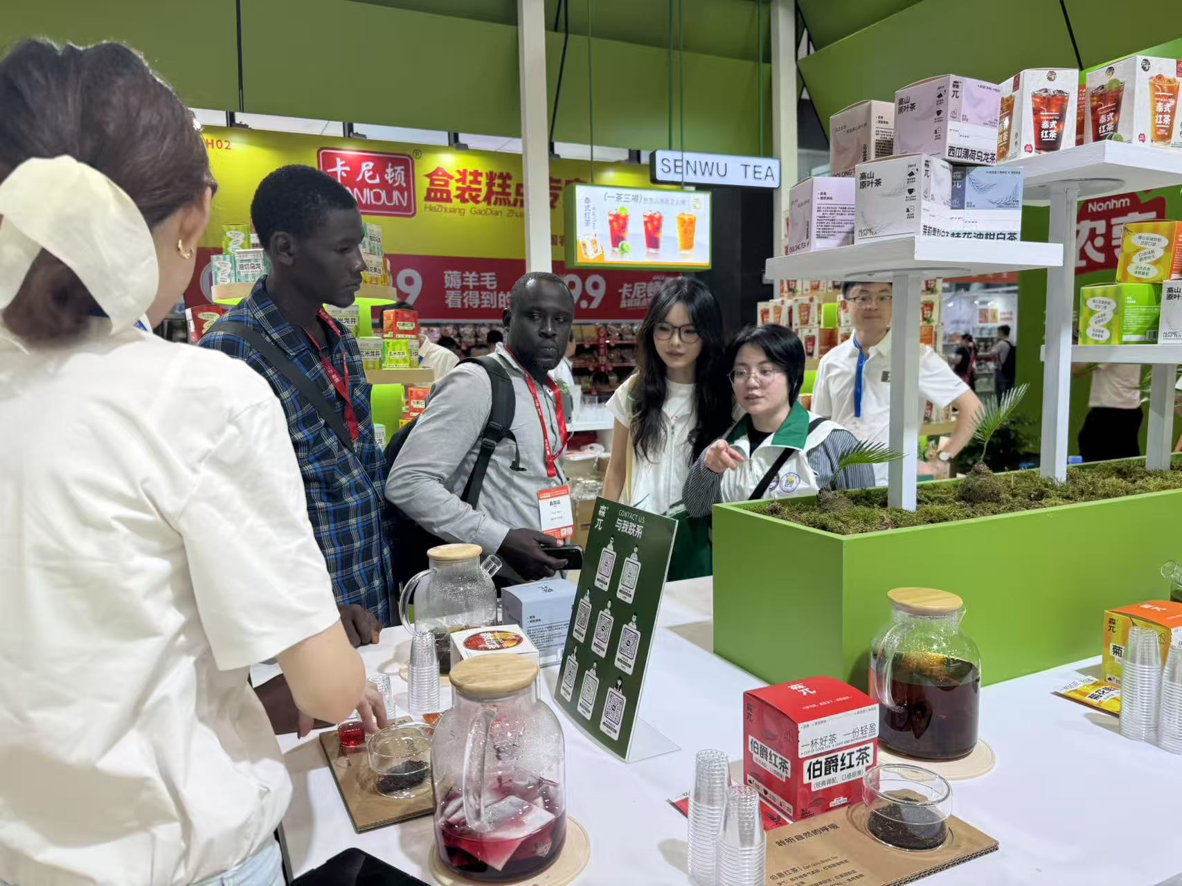 �����I(y��)��W������ʳ퍡��}�l(xi��ng)���족���`��{�к��{�ɰ�ʳƷ���ו�