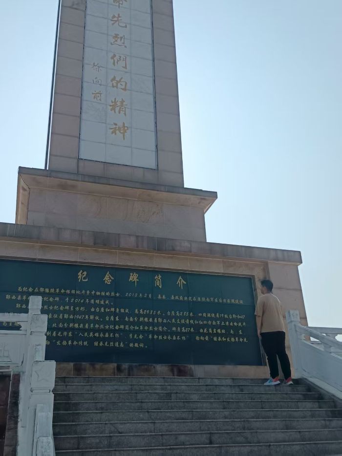 ���Ѹ������� ���мtɫ����