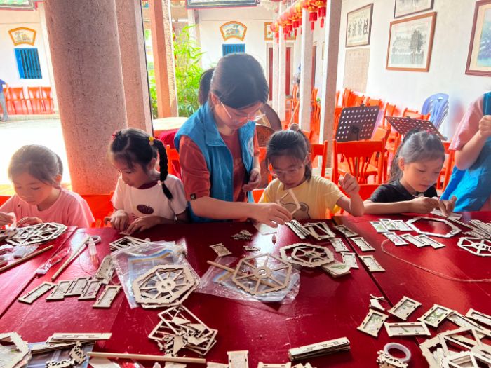 ���y�gͯ������ůͬ�С��V��W�ӷ��l�L�������p��ͷ��D��