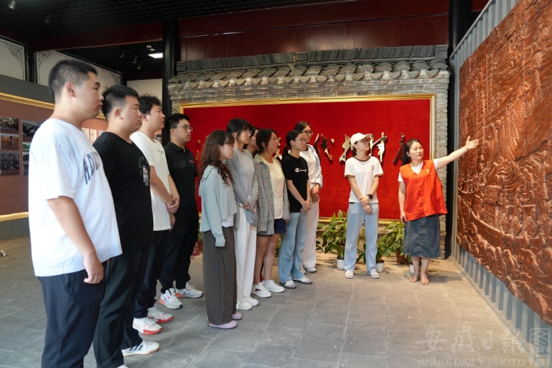 ־Ը�����M�fַ�����мtɫ���������ˣ���ϵ��^�����V��ƪ