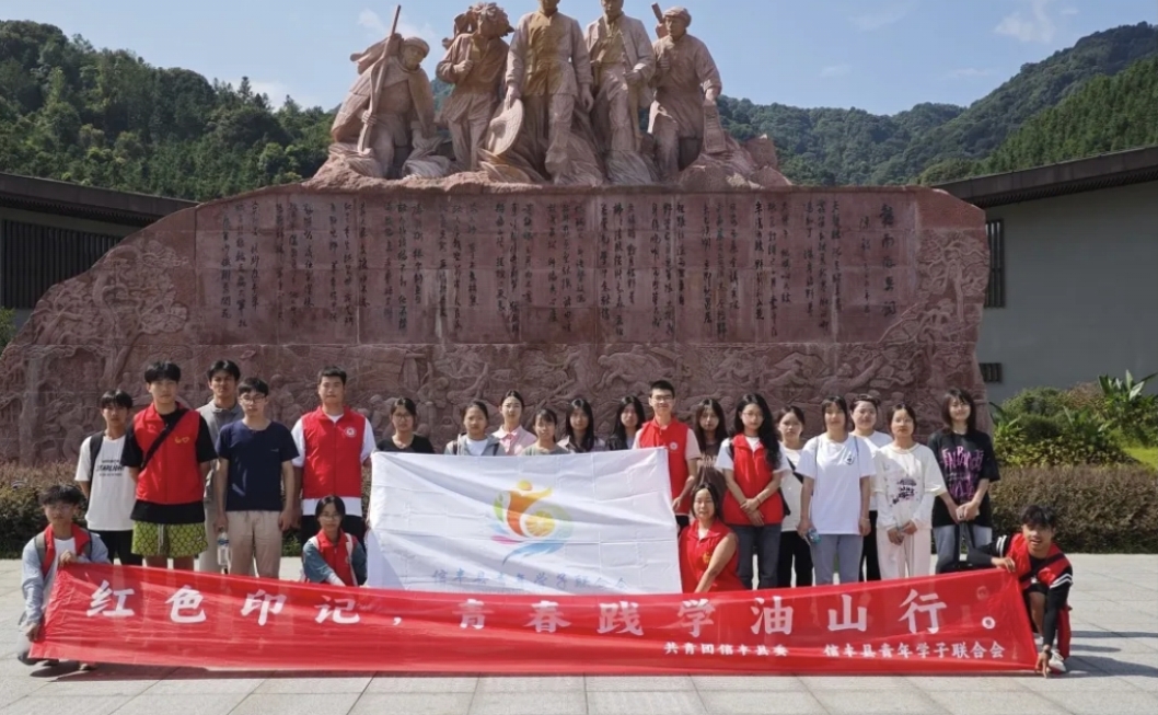 �tɫӡӛ���ഺ�`�W��ɽ��