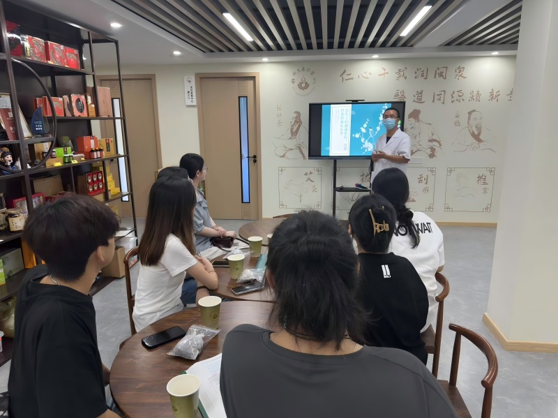 ����ϵ���S�ǻۣ���ζˎʳͬԴ���`�н����Ї�