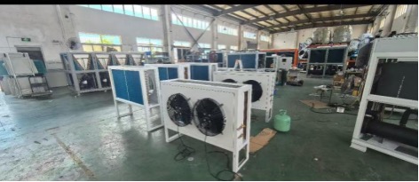 ɢ�Ἴ�g��ͻ�ƣ���C����Ч�\�б��{�o��������ĭ�~��о���{�ЈF�{�л������_չ