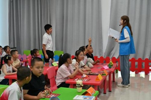 �߲ʴ߻�������ͯ�ķ���(y��ng)δ��(l��i)����ʯ���Ӵ�W(xu��)���W(xu��)�����W(xu��)Ժ���������Dľ����н����P(gu��n)��(��i)���ӷ���(w��)�`�ЈF(tu��n)�������(hu��)��(sh��)�`�o(j��)��(sh��)