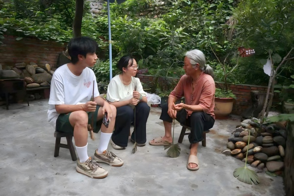 ����Zˇ���`�F(tu��n)���Ђ��y(t��ng)�Zˇ֮�������Ļ�����֮��