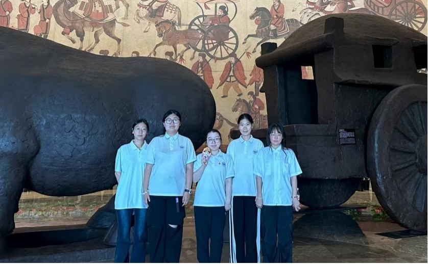 ��ɽ��W���������}�����E�F��ɽ����ͬ�_չ������`