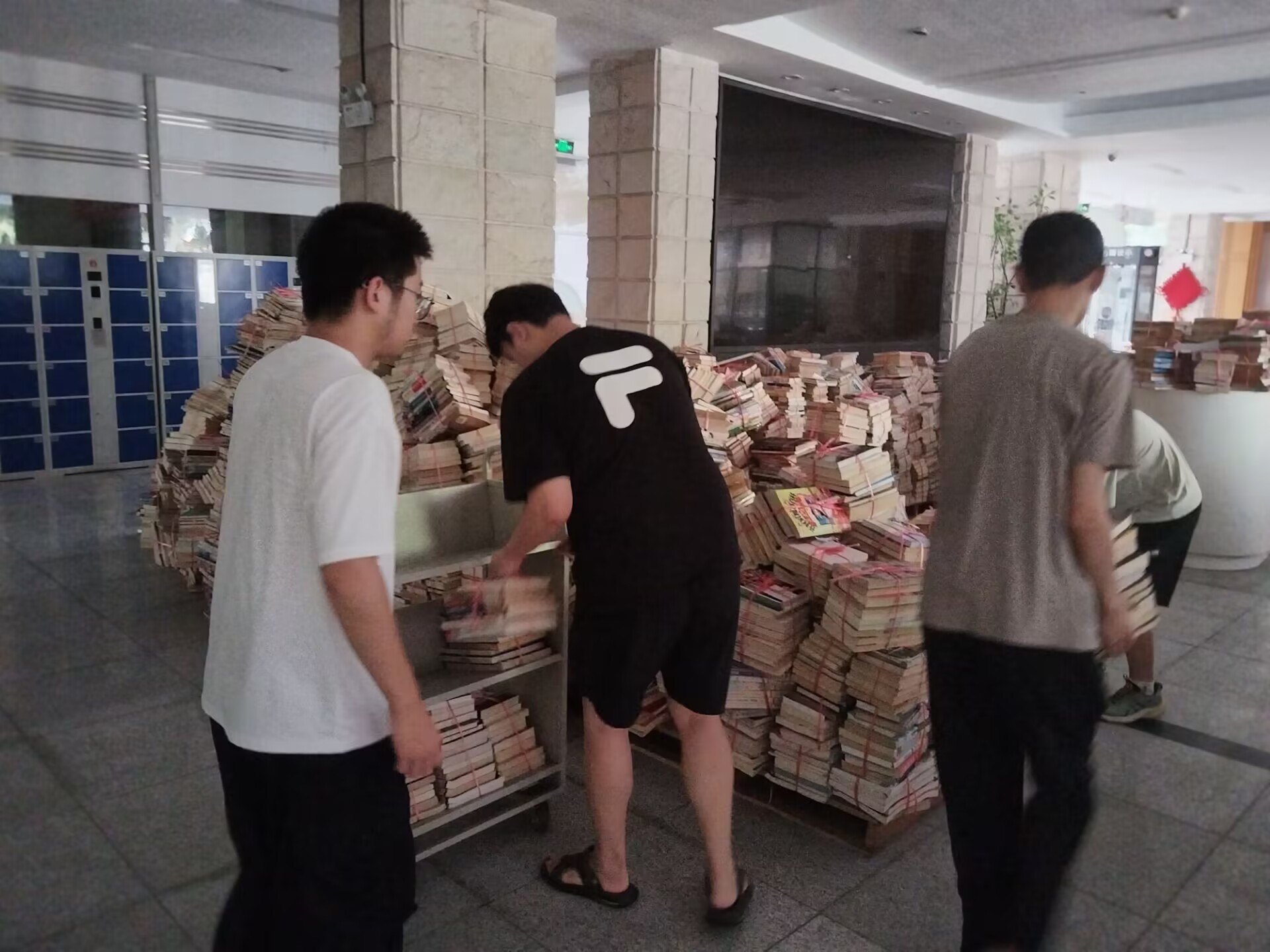 �����������ഺ�����������K�Ƽ���W����;ͬ�w��־Ը�F�����ЈD���^���`���