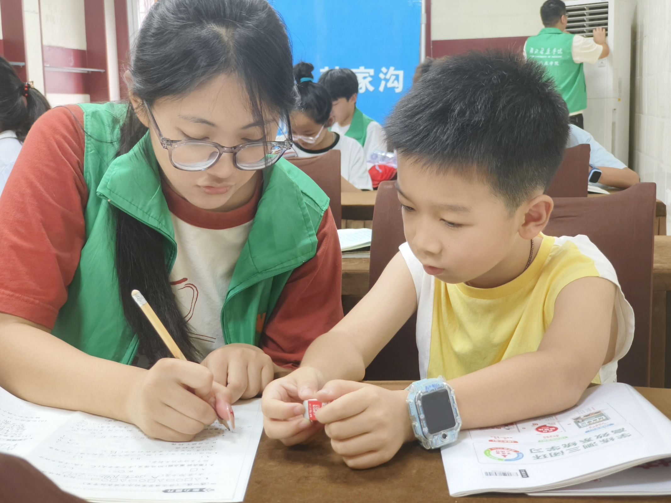 �ഺ��������̡���־Ը�c��������^�й�·