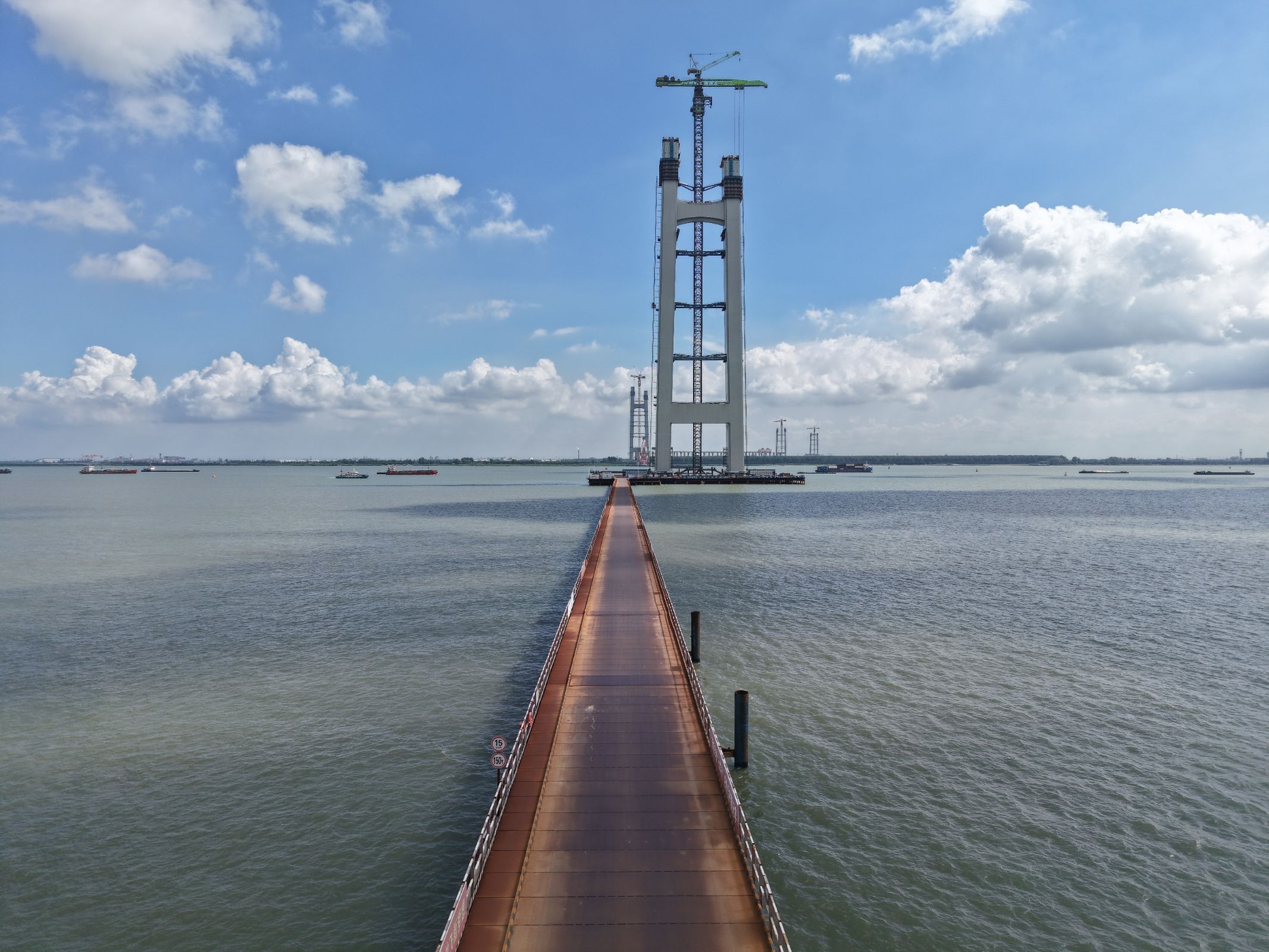 �L����W���L���ǡ���ͨ������·�С�����������`�ǰ���Ϻ�������չ�^�_չ���`���