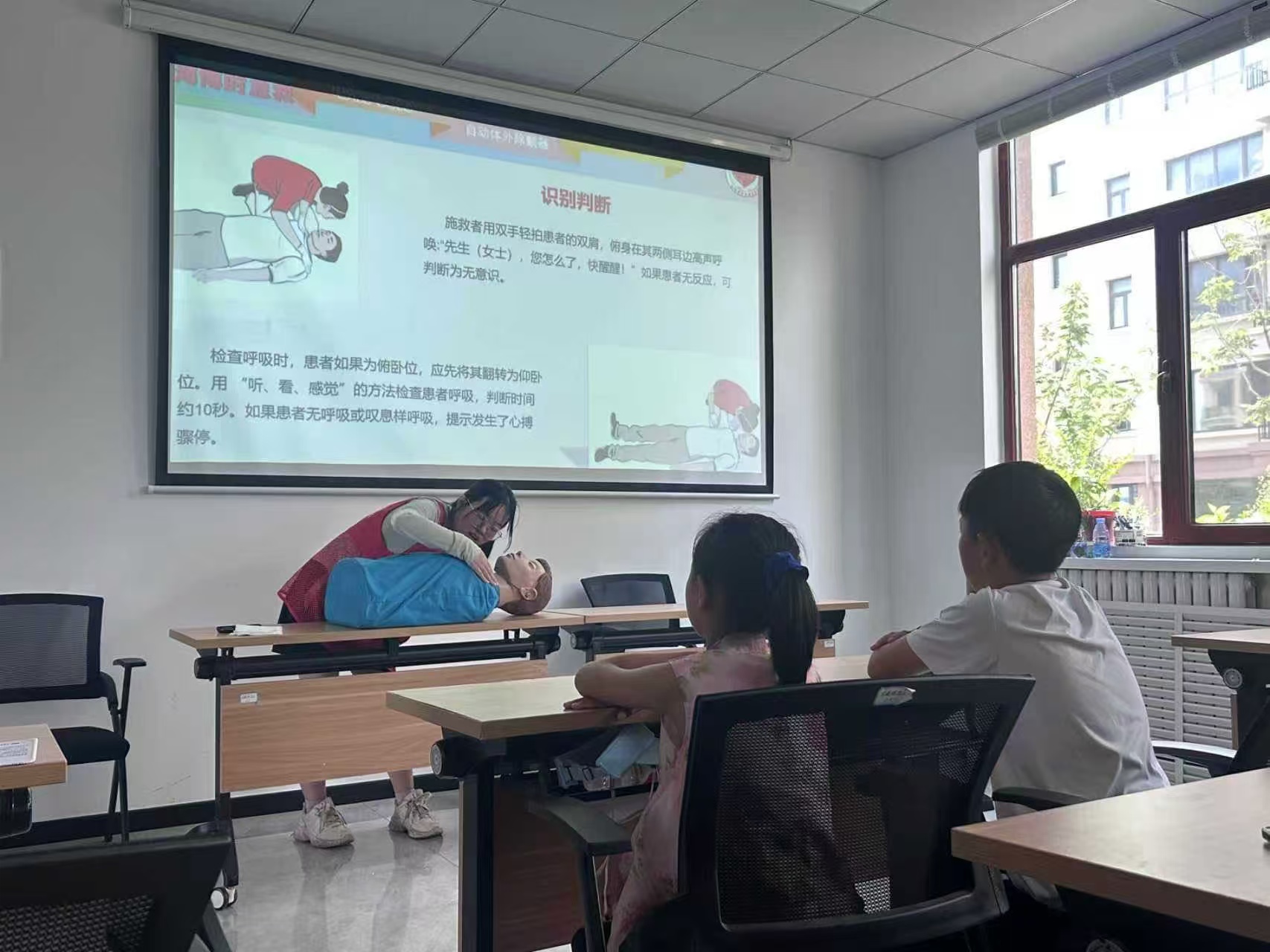 ɽ�|��W��������ɽ�������r���ȡ������F���M��ɽ��^�_չ�����������