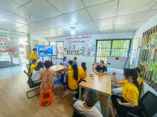 ʳ������ | ���ߛ����P�ѣ��������ȫ�����{С�����������`��ӈA�M�Y��