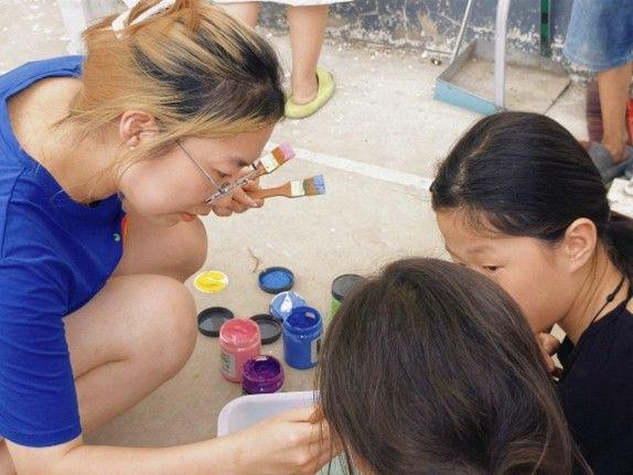 118��(g��)��ӡ�ĳ��L(zh��ng)��݆��һ��"��"���ӛ��l(xi��ng)�����׃�w