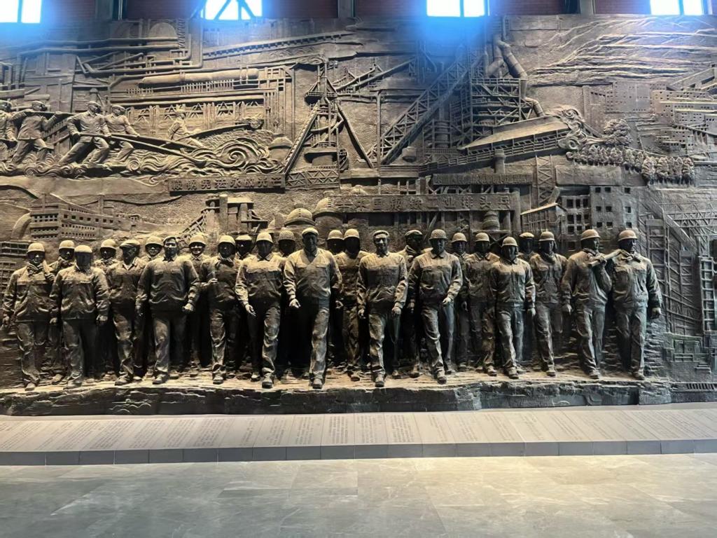 ����D�ͣ���F���˵ľGɫ���