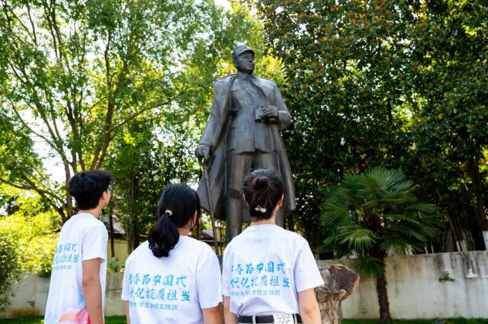 �������l(xi��ng)����(sh��)�`���£��� �\�������t���ء���00���t(y��)�W(xu��)���c�����ϱ��Ľ���֮�s