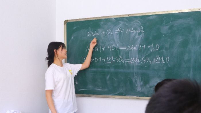 ���W̽�؆���˼����Փ�����Ӣ�š���ɽ�|������W���տ�����������`�F�_չ�����껯�W���B�����n��