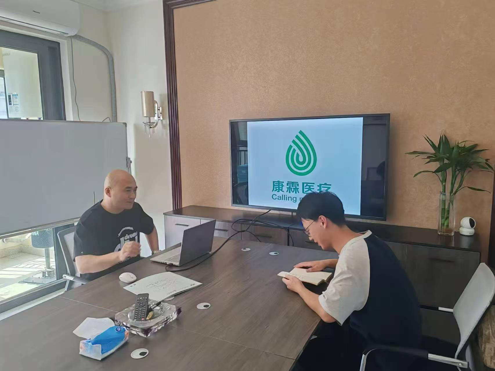 ɽ�|��W��Ĥ�ǽ����`�{(di��o)�ЈF�������t(y��)����е���޹�˾�{(di��o)��