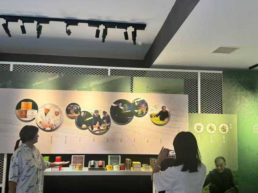 ���|�����}�����`������־Ը�߼��������Ļ������ܴa