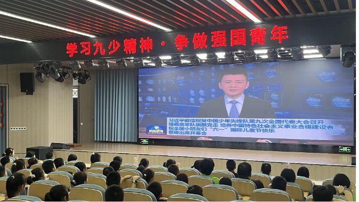 ���e�(du��)����h�� �ഺ���������d��������һ���l(xi��ng)�����d���M(j��n)�F(tu��n)���v�����پ���