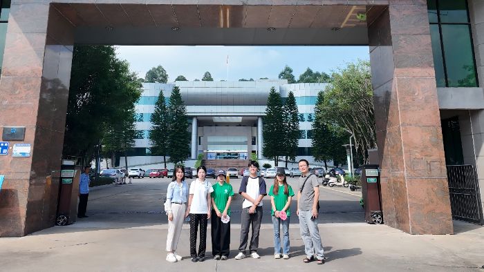 �ഺ�_�������G��֮������W���F�̽�����С��Gɫ�𰸡�