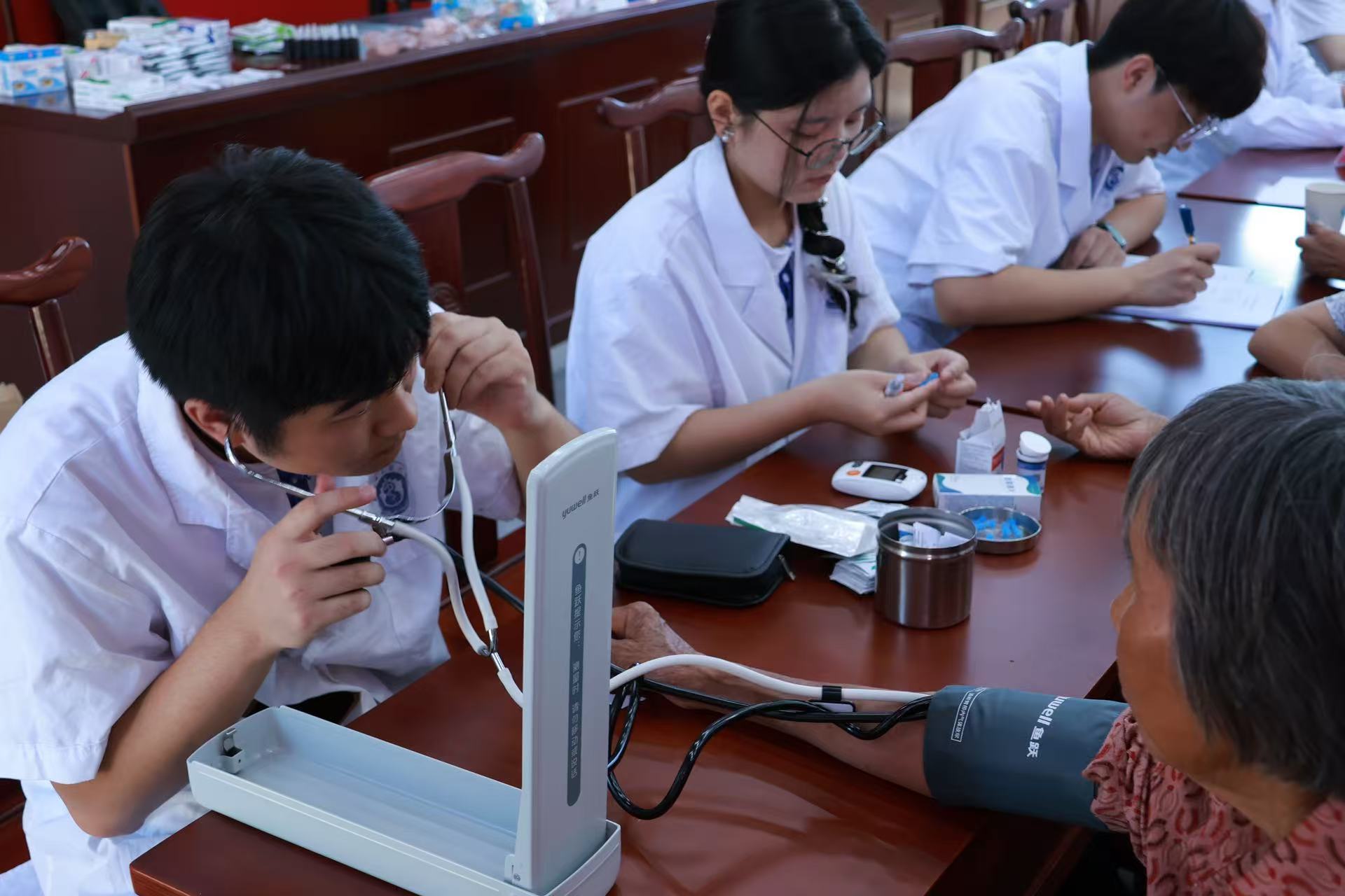 �������t(y��)ˎ��W(xu��)�ǻ�����־Ը����(w��)�(du��)�������ന���_չ�����x�\���(d��ng)