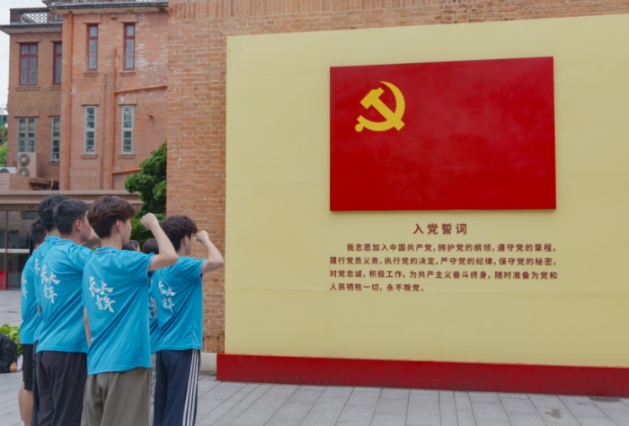 �s�m(x��)�tɫѪ�}���L����W(xu��)����ͨ��(qi��ng)����·�С���(sh��)�`�(du��)�ڏV���й�����o(j��)���^�͈F(tu��n)һ��o(j��)���^�_չ�W(xu��)��(x��)�������(d��ng)