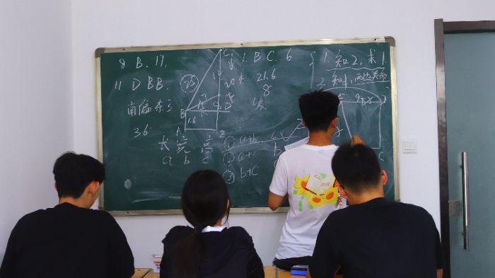 ��(sh��)�`�x�ܔ�(sh��)�W(xu��)Ȥ������(d��ng)�n�Æ���˼��ɽ�|������W(xu��)���տ��������(hu��)��(sh��)�`�F(tu��n)�_չ��(sh��)�W(xu��)˼�S��(sh��)�`�n