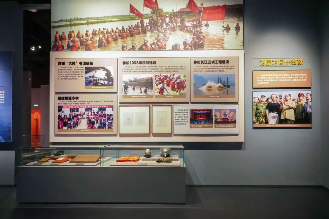 �Ϻ����tɫ׷�𡱌�(sh��)�`�(du��)̤�L���ؼtɫ���^���ഺҕ�ǂ��мtɫ��(j��ng)��