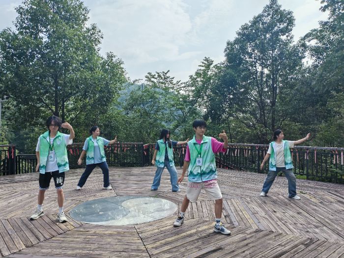 �����t(y��)ˎ�W(xu��)Ժ��ɭ���`������(sh��)�`�(du��)��׌�����c�G��ͬ��