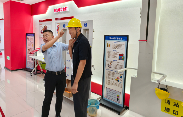 ̩�݌W(xu��)Ժ���W(xu��)�����c���Ϲ��̌W(xu��)ԺУ���F��_չ ��ε�{������ǅR�G�󡱌��`��