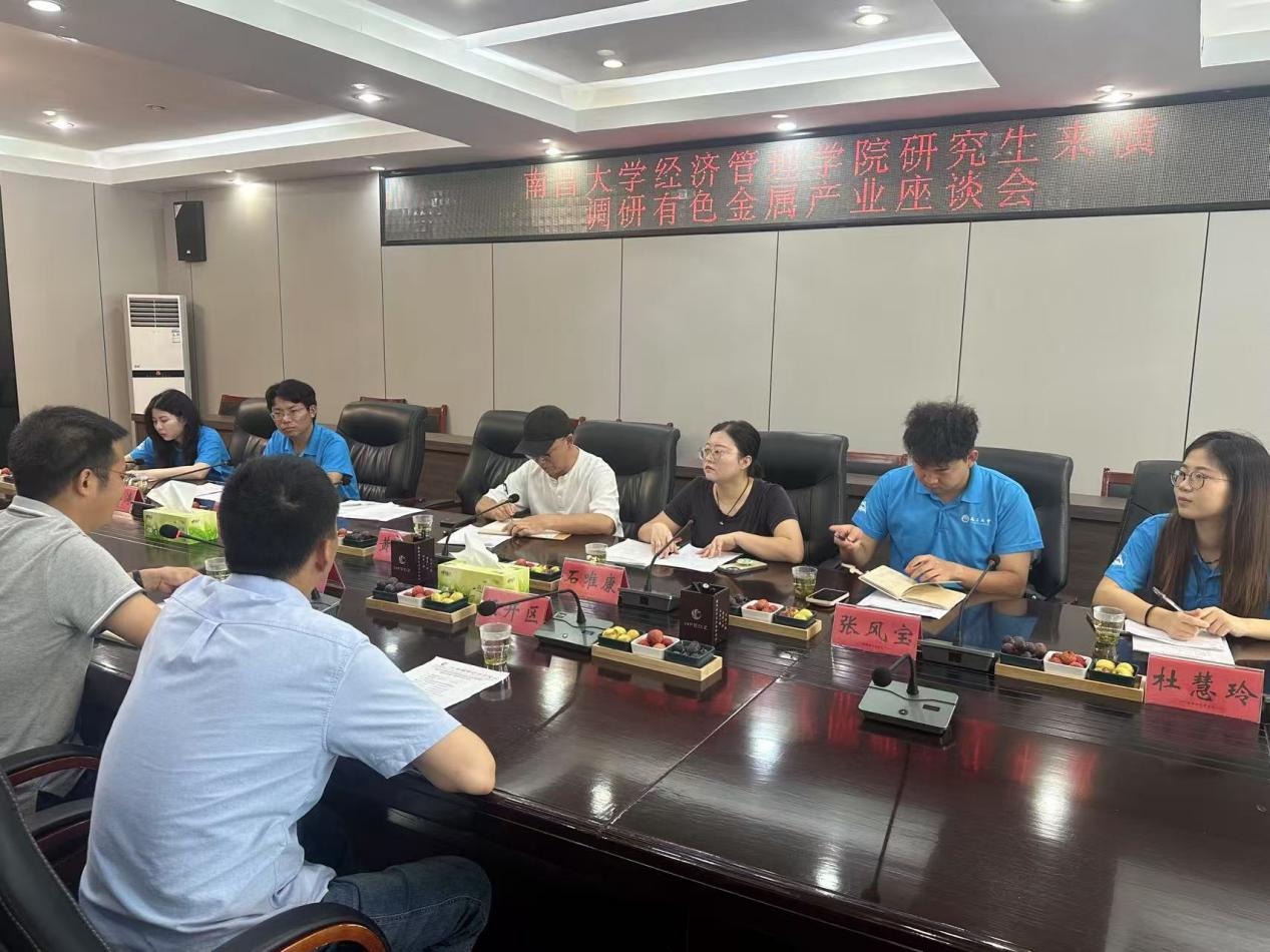 �ϲ���W�c���⡱ͬ�Ќ��`ꠣ����M�����M�壬��a��ɫ���ٮa�I�Gɫ������ƪ��