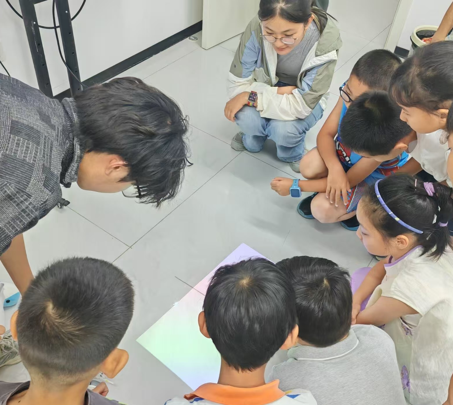 ��ɽ�����ǡ��F(tu��n)�(du��)������(sh��)��չʾ�w�F(xi��n)�㷨����Ĝض�