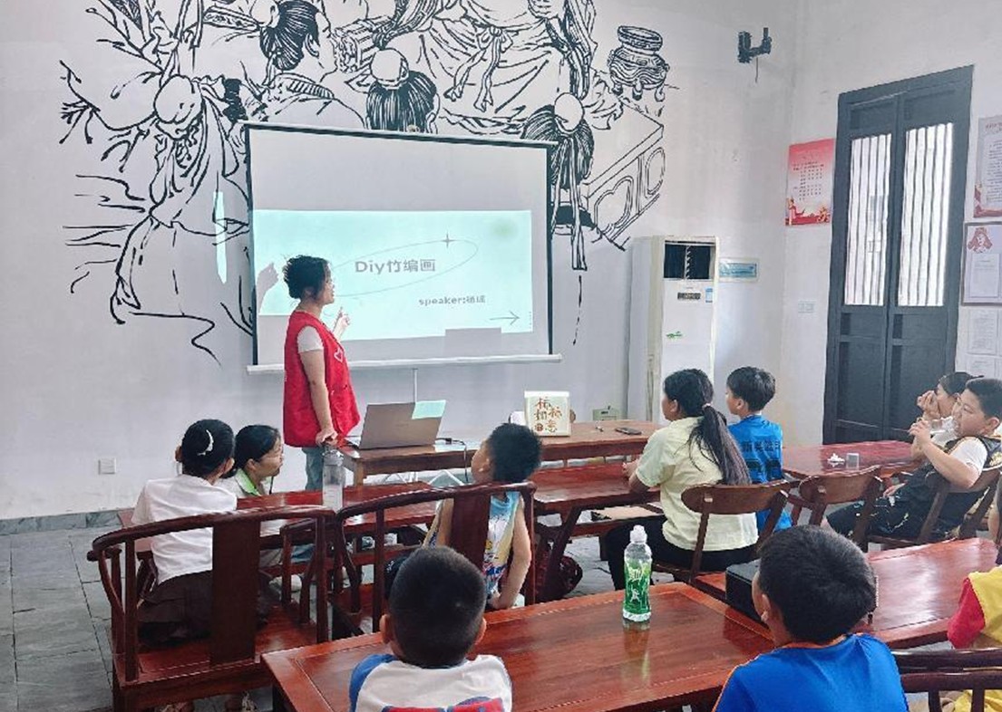 �tɫ���M(j��n)�l(xi��ng)�壬�Ļ��x���l(xi��ng)�����d