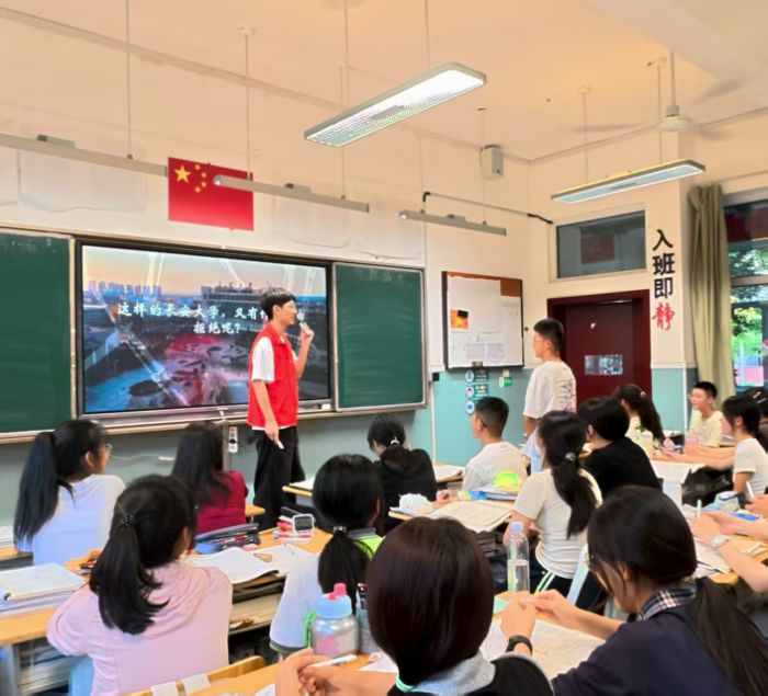 �L����W(xu��)���½����硰���L(f��ng)��Ԓʯ���ѡ��ഺ�ǻ�߅��������������`