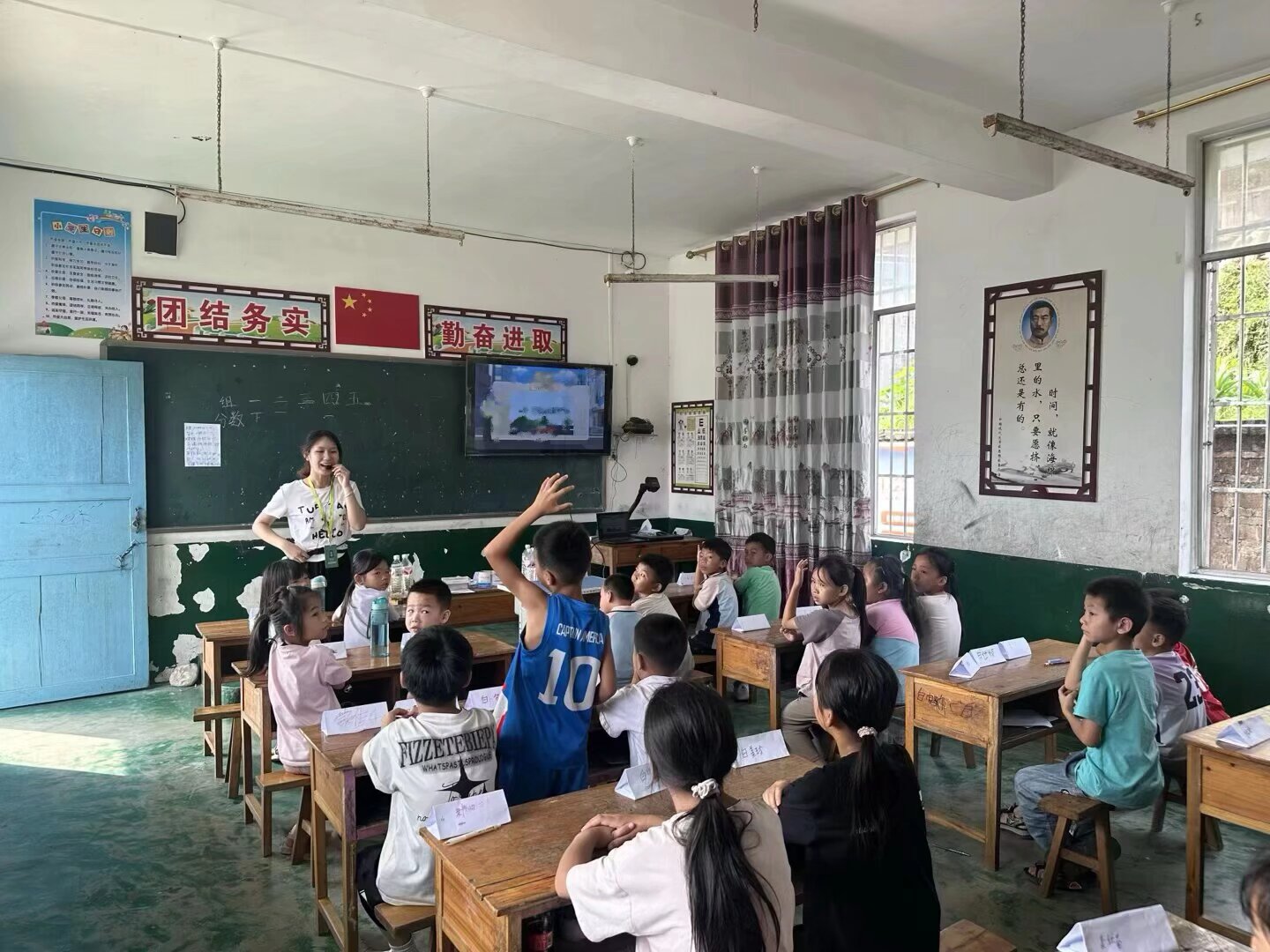 �l����򣬑����������V��������W���l�􄡬F�����`��_չ�����l������`���