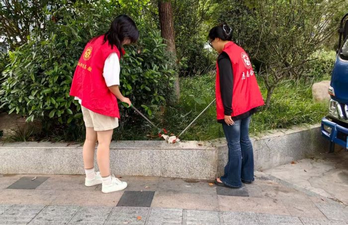 �ഺ������������ ���@�ֵ�����־Ը����ů����