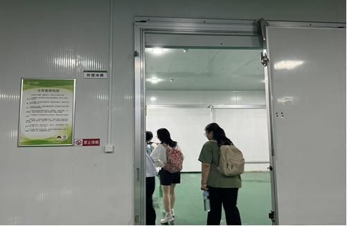 ؔ(c��i)���c����(w��)�W(xu��)Ժ������(sh��)��(j��)�x�r(n��ng)С���(du��)�������{(di��o)�о��ݶ��f����