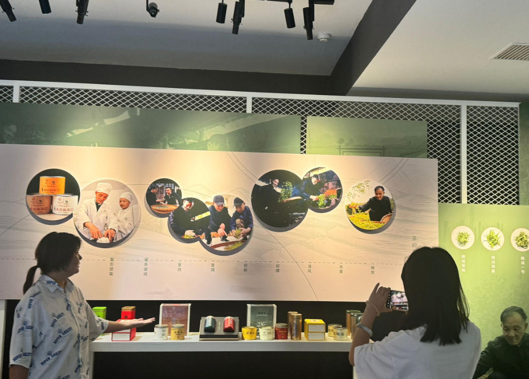 �ഺ���������}��־Ը�ǻ�ӳ����